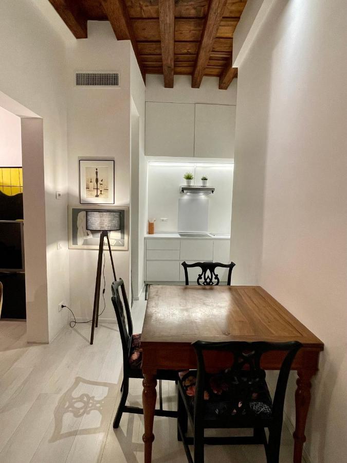 Studio Di Lilli Velence Kültér fotó