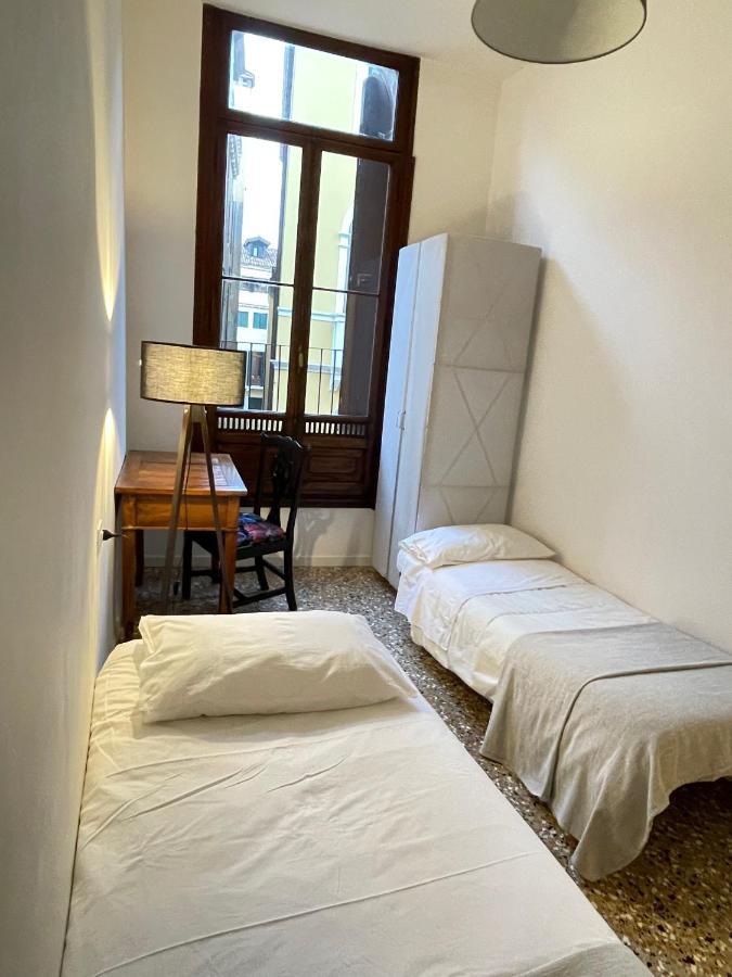 Studio Di Lilli Velence Kültér fotó